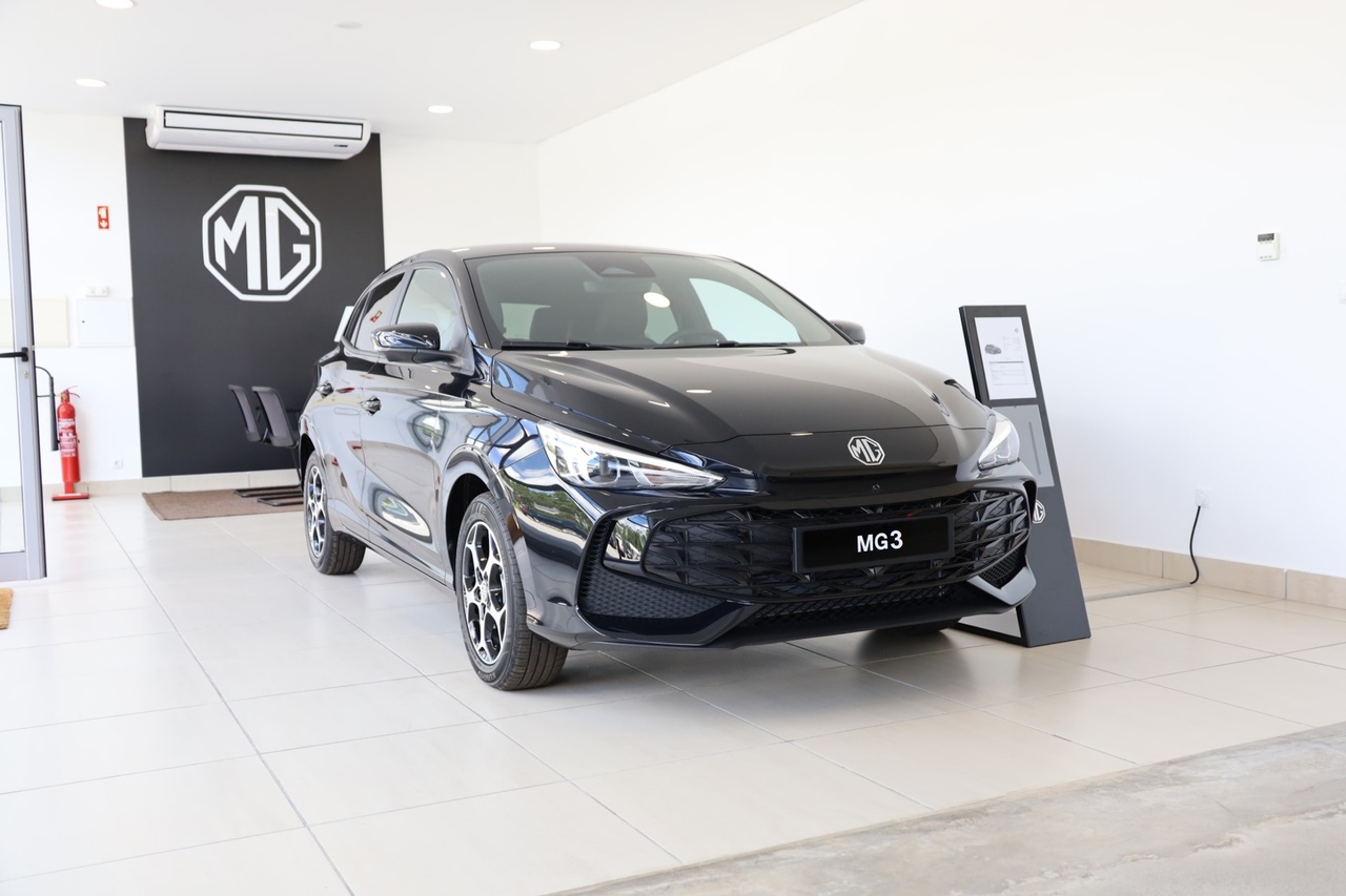 MG3 1.5 HEV LUXURY