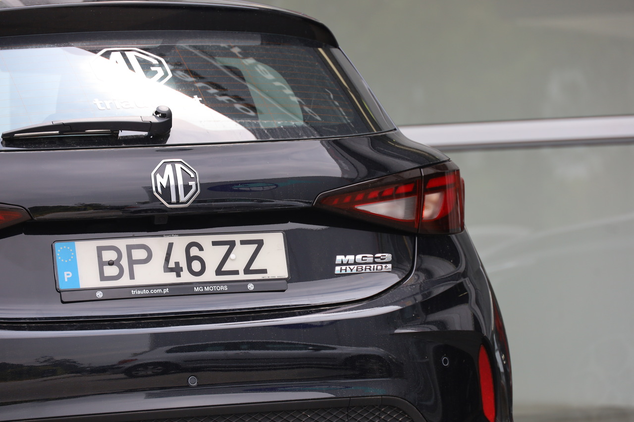 MG3 1.5L HEV 2kWh AT 2WD COMFORT