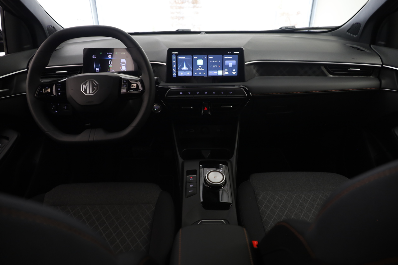 MG3 1.5L HEV 2kWh AT 2WD COMFORT