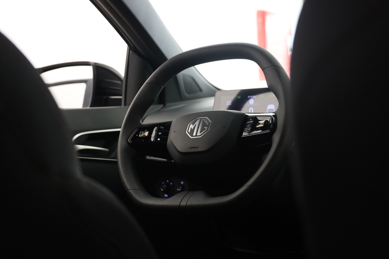 MG3 1.5L HEV 2kWh AT 2WD COMFORT