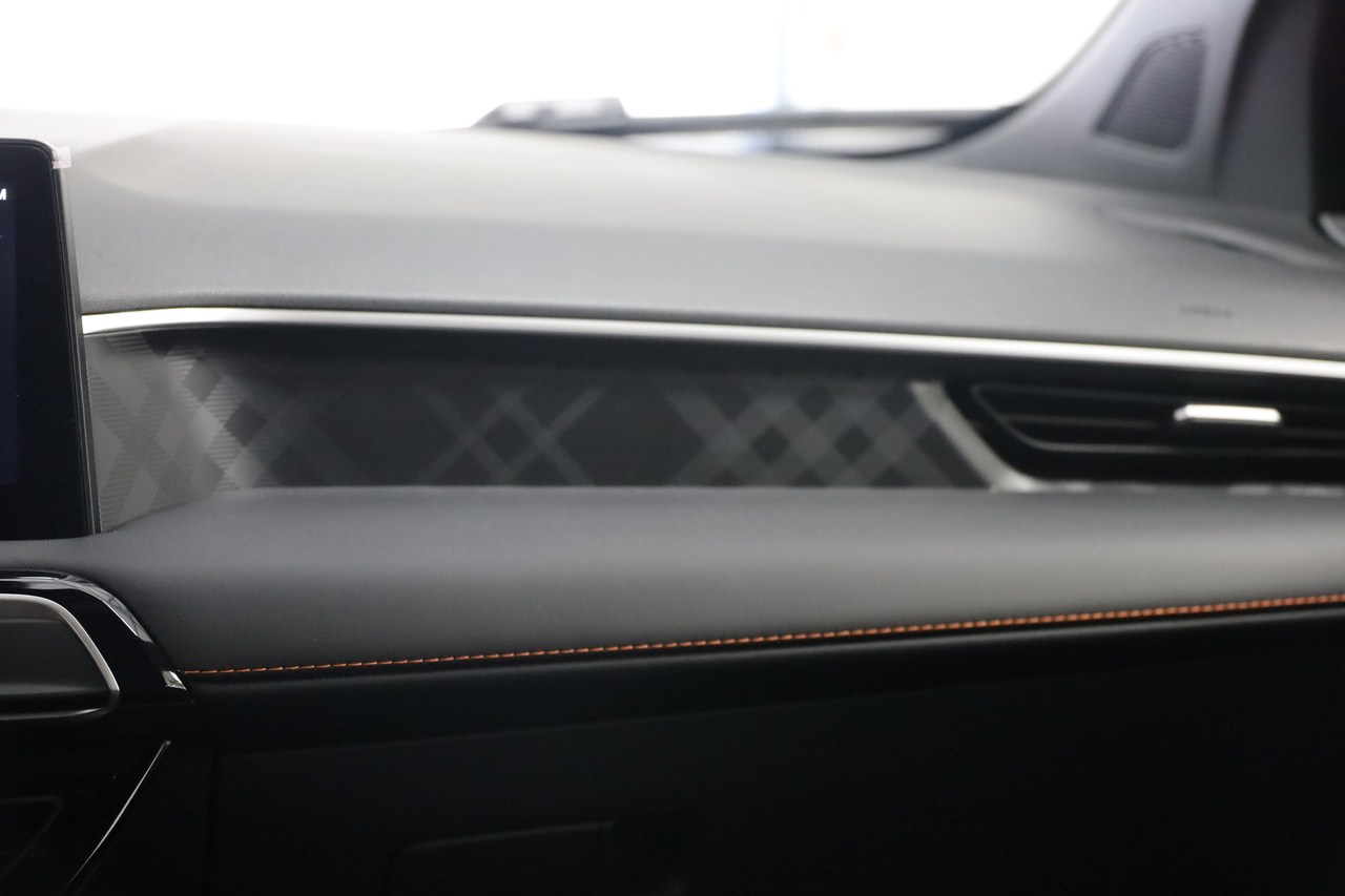 MG3 1.5L HEV 2kWh AT 2WD COMFORT