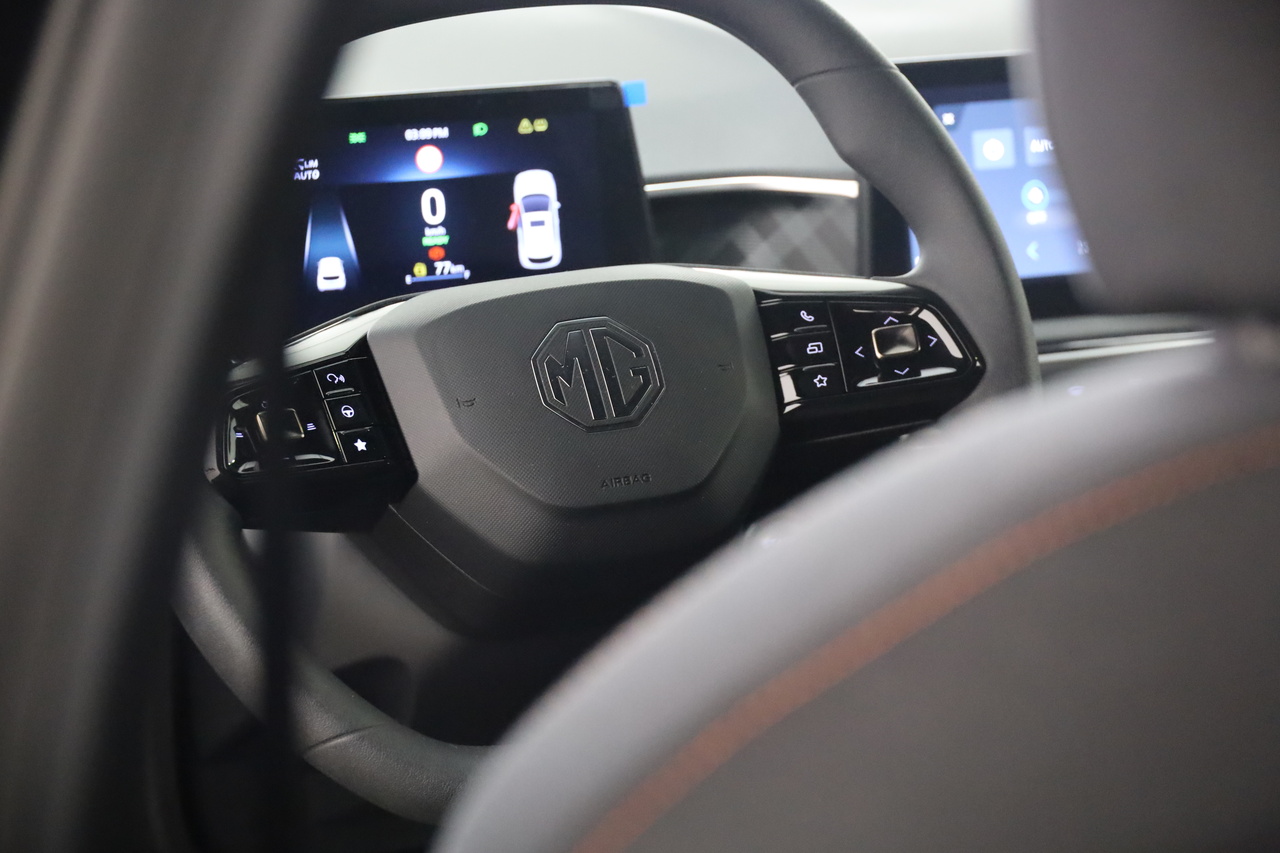 MG3 1.5L HEV 2kWh AT 2WD COMFORT