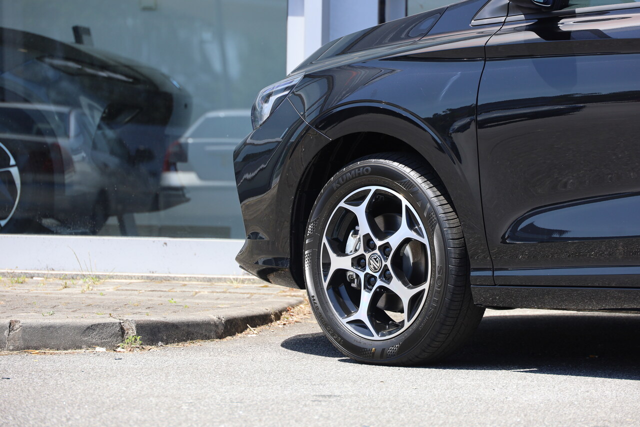 MG3 1.5L HEV 2kWh AT 2WD COMFORT