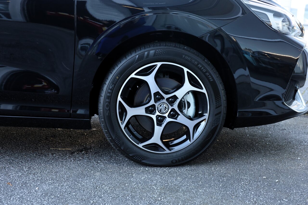 MG3 ICE 1.5 L 2WD COMFORT