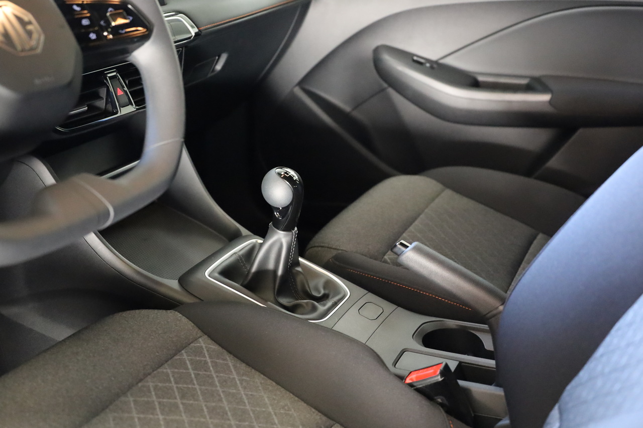 MG3 ICE 1.5 L 2WD COMFORT