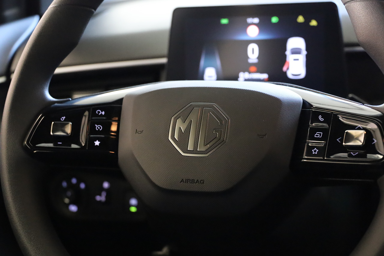 MG3 ICE 1.5 L 2WD COMFORT