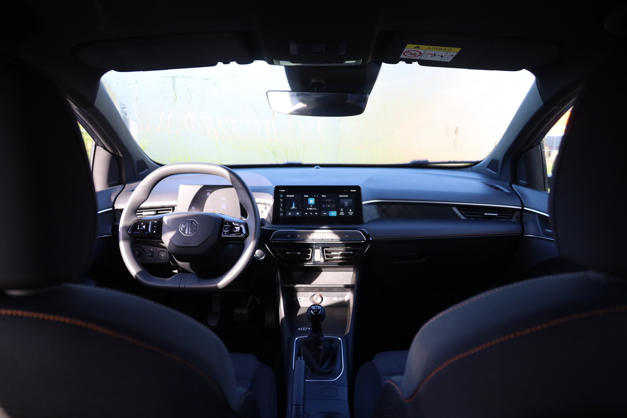 MG3 ICE 1.5 L 2WD COMFORT