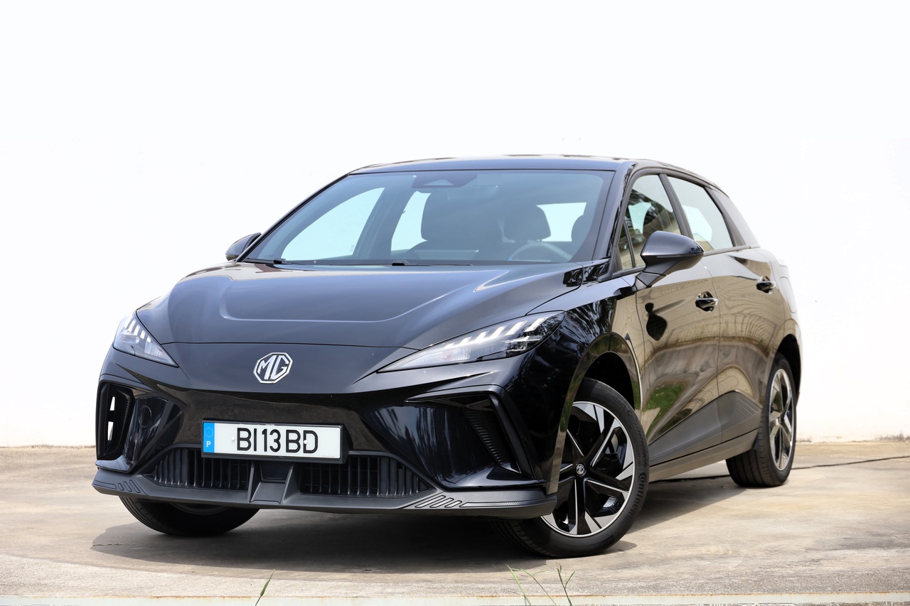 MG4 51kwh 2WD STANDARD