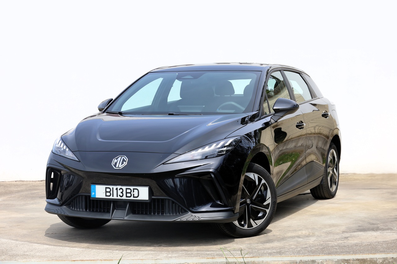 MG4 51kwh 2WD STANDARD