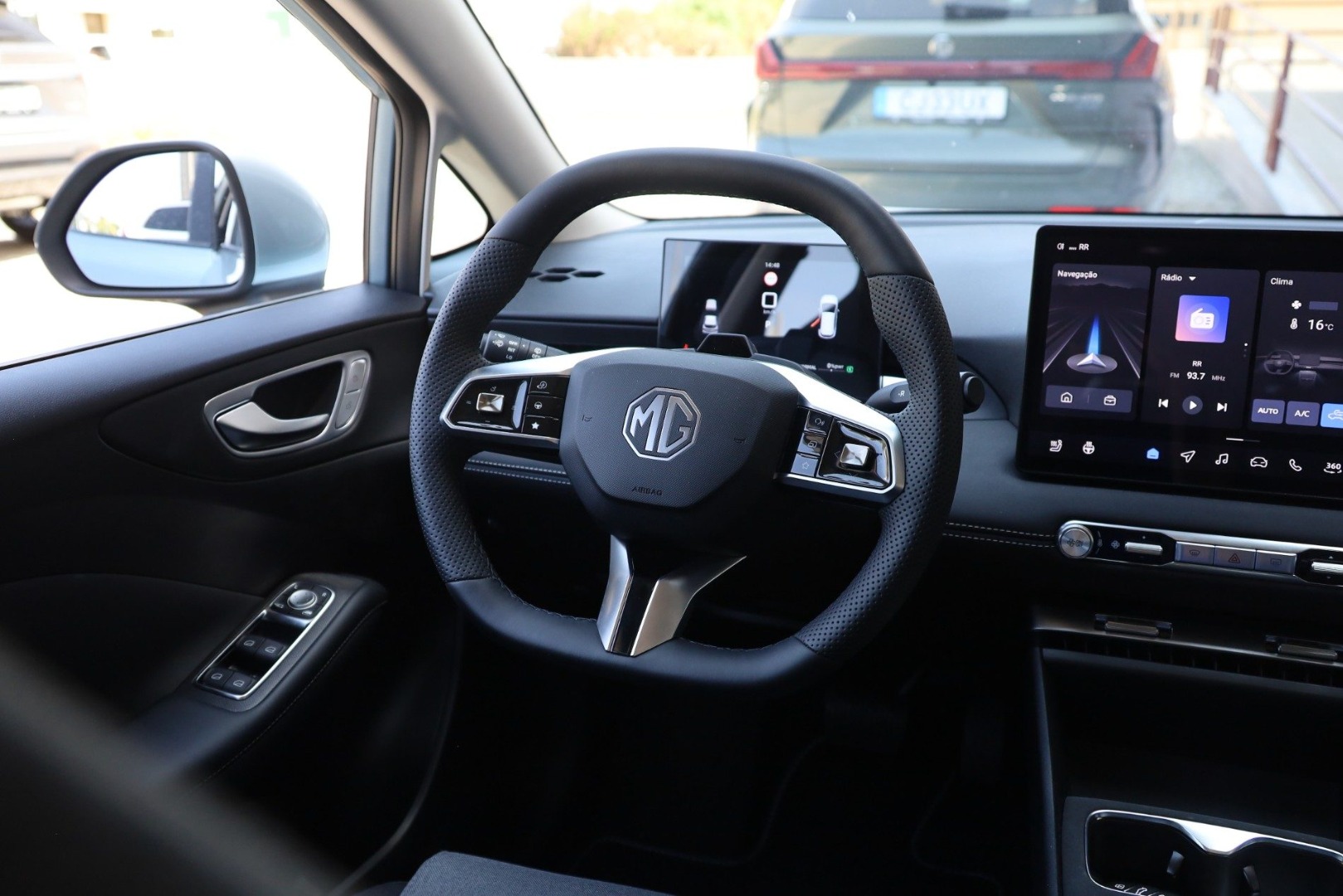 MG4 EV URBAN 120kW 54kWh PREMIUM