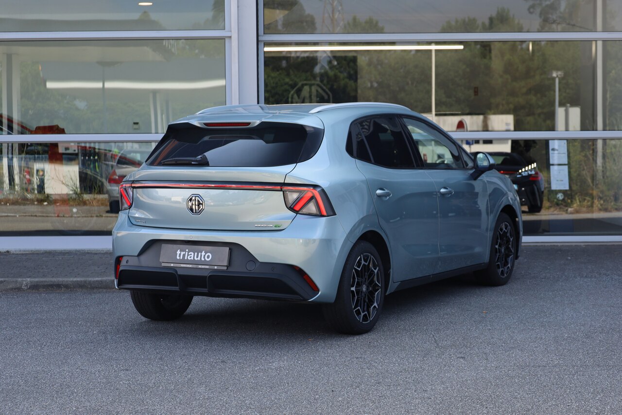 MG4 EV URBAN 120kW 54kWh PREMIUM