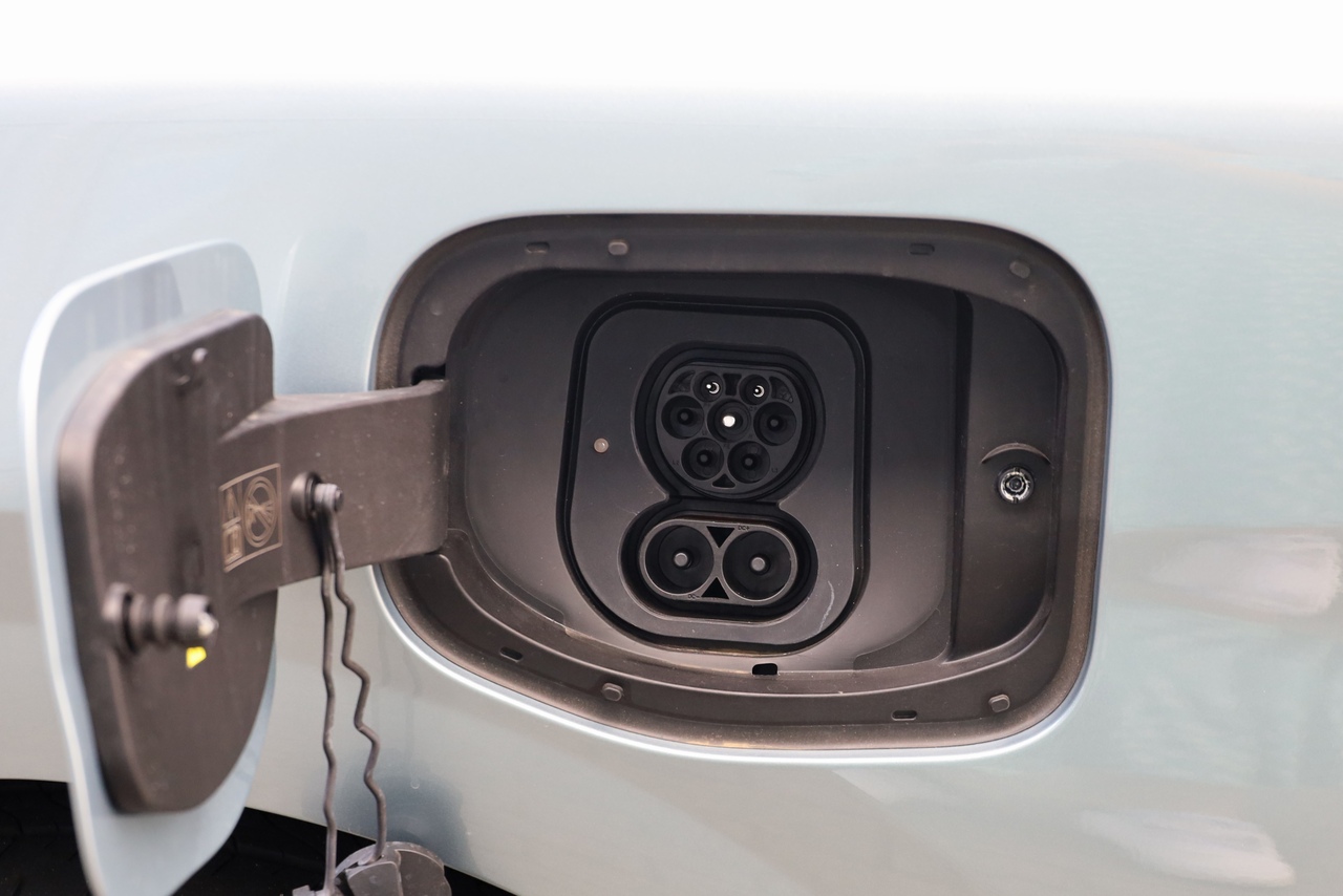 MG4 EV URBAN 120kW 54kWh PREMIUM