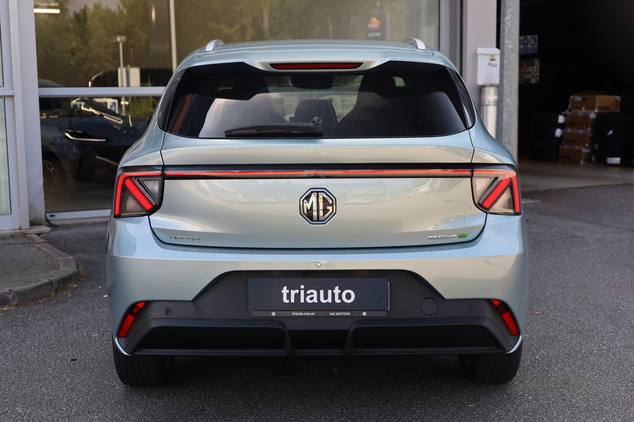 MG4 EV URBAN 120kW 54kWh PREMIUM