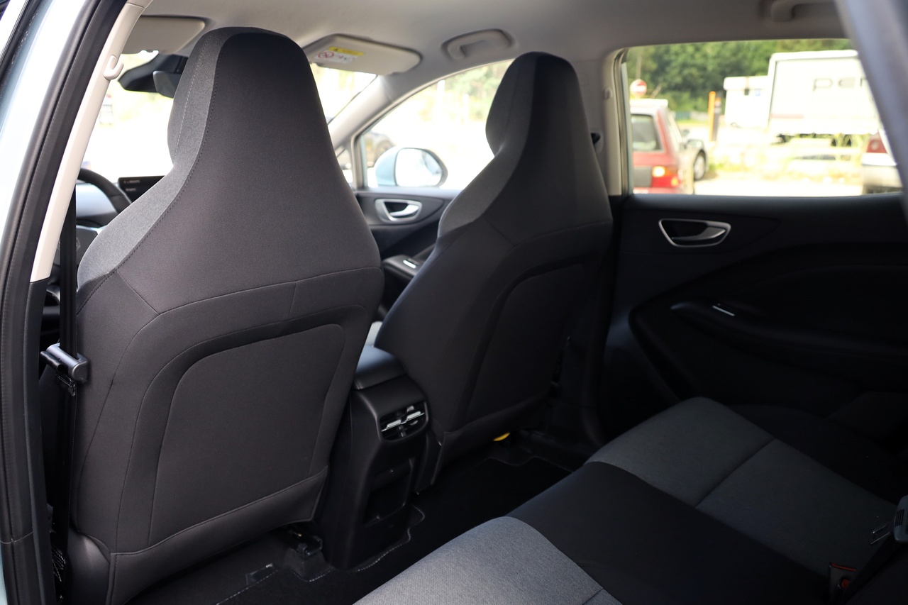 MG4 EV URBAN 120kW 54kWh PREMIUM