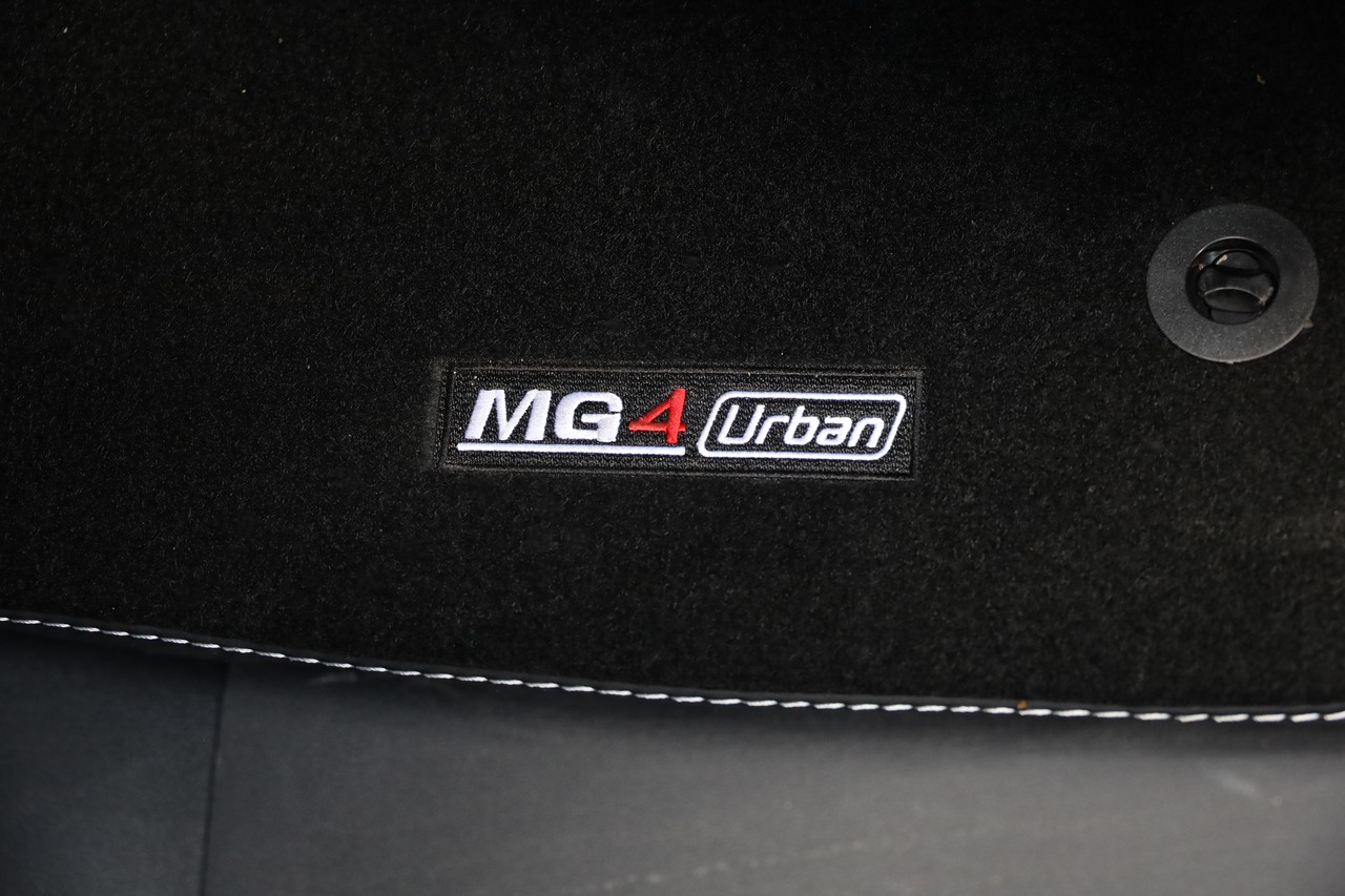 MG4 EV URBAN 120kW 54kWh PREMIUM