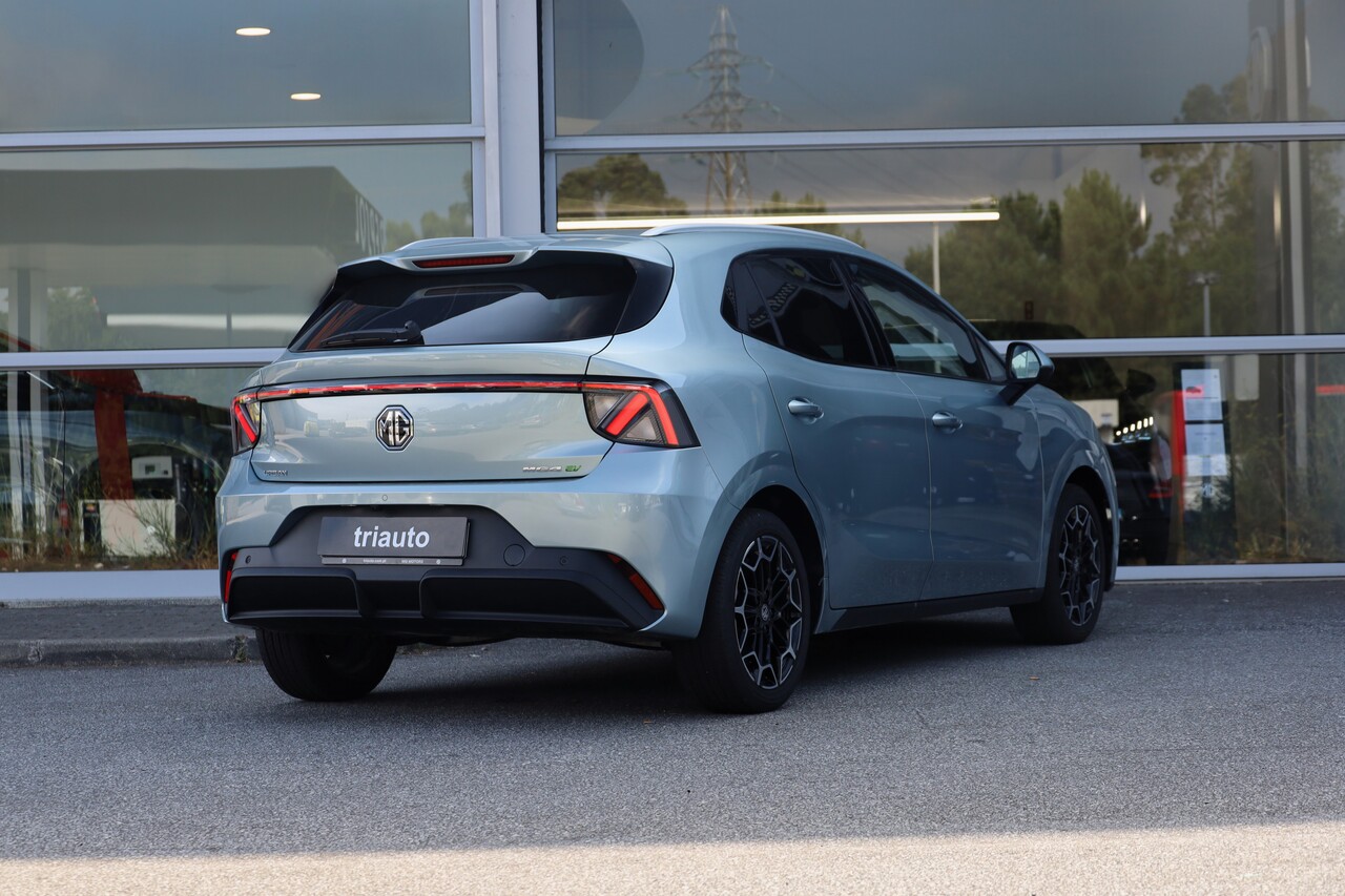 MG4 EV URBAN 120kW 54kWh PREMIUM