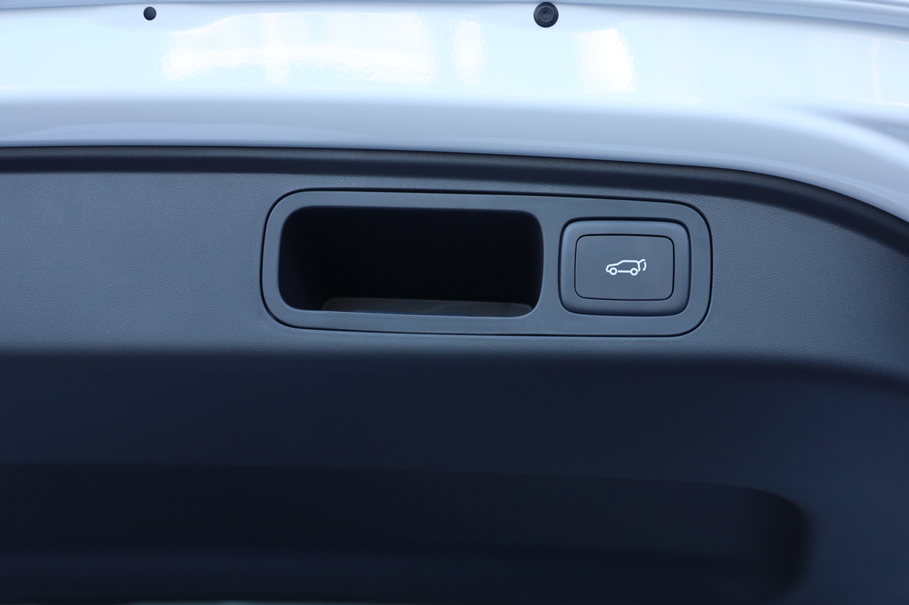 MGS6 EV LUXURY 77KWH 2WD