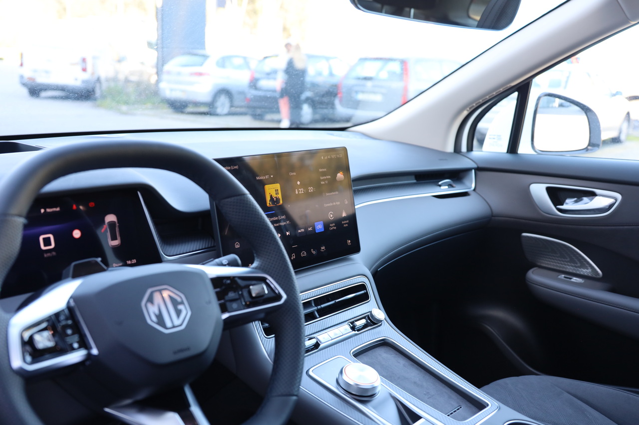 MGS6 EV LUXURY 77KWH 2WD