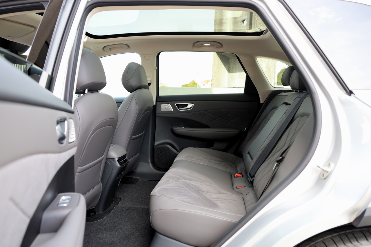 MGS6 EV LUXURY 77KWH 2WD