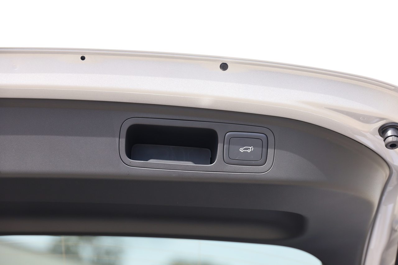 MGS6 EV LUXURY 77KWH 2WD