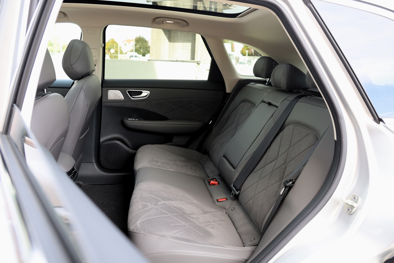 MGS6 EV LUXURY 77KWH 2WD