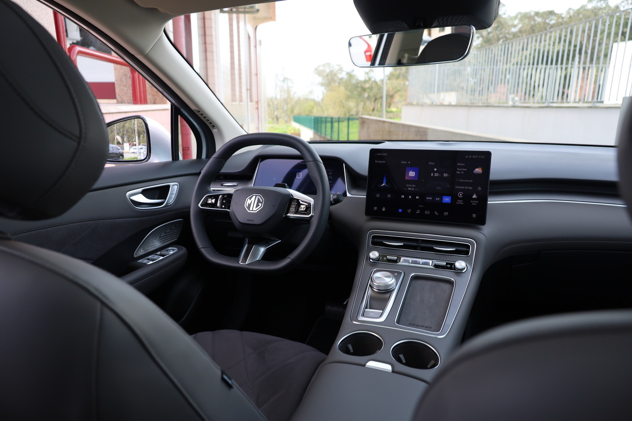 MGS6 EV LUXURY 77KWH 2WD