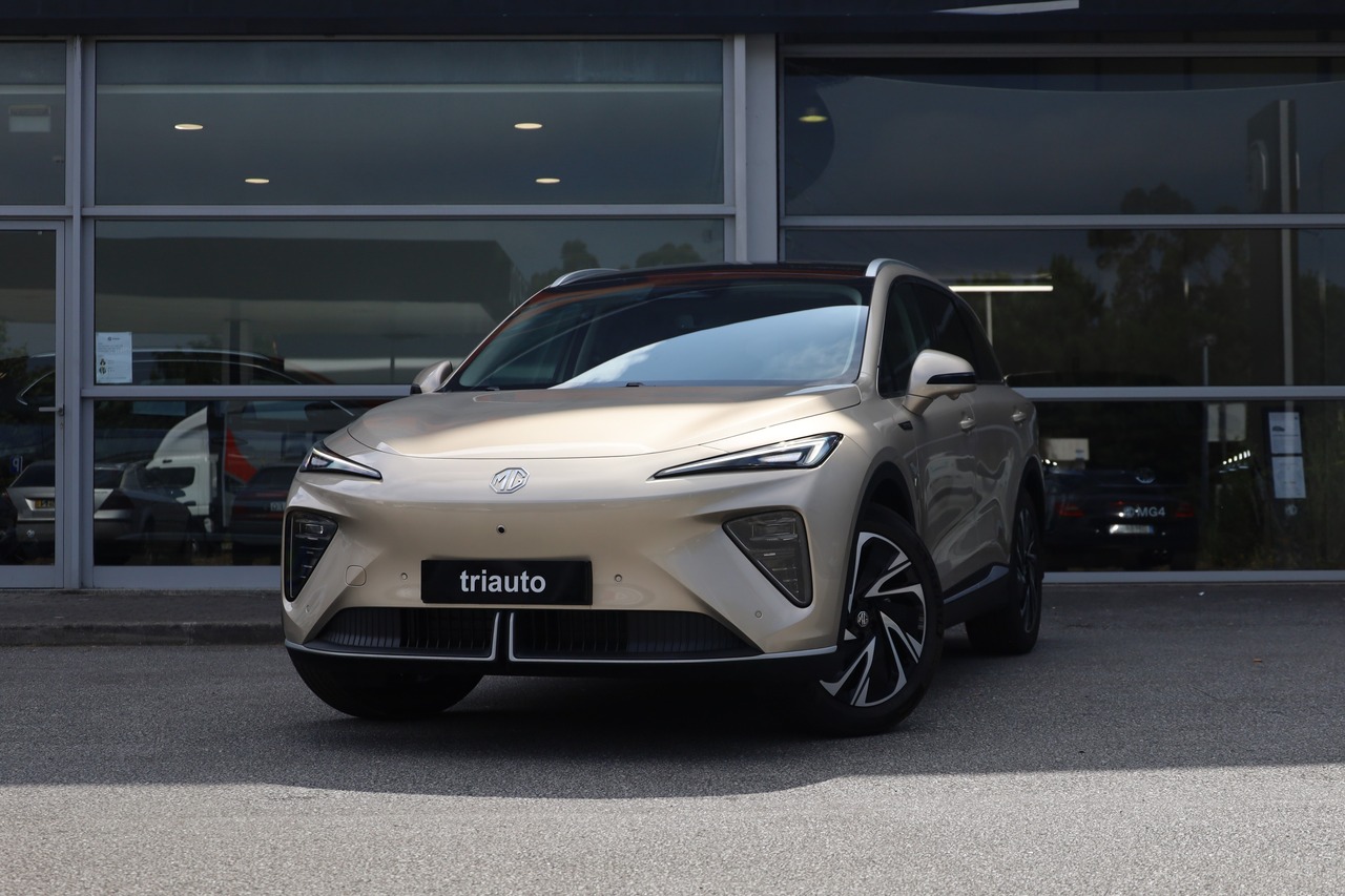 MGS6 EV PREMIUM