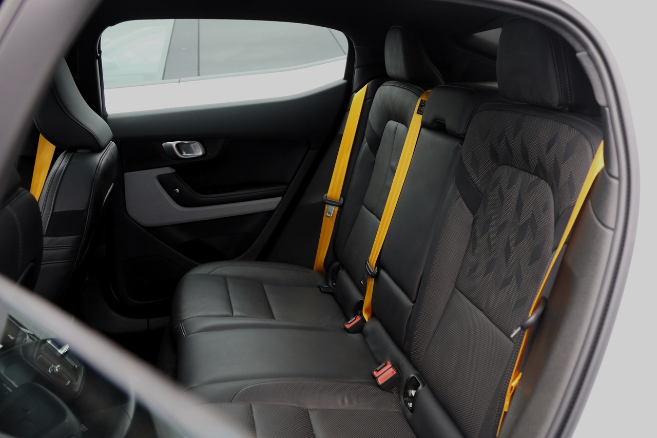 Polestar 2 Dual Motor Long Range Performance Plus + Pilot