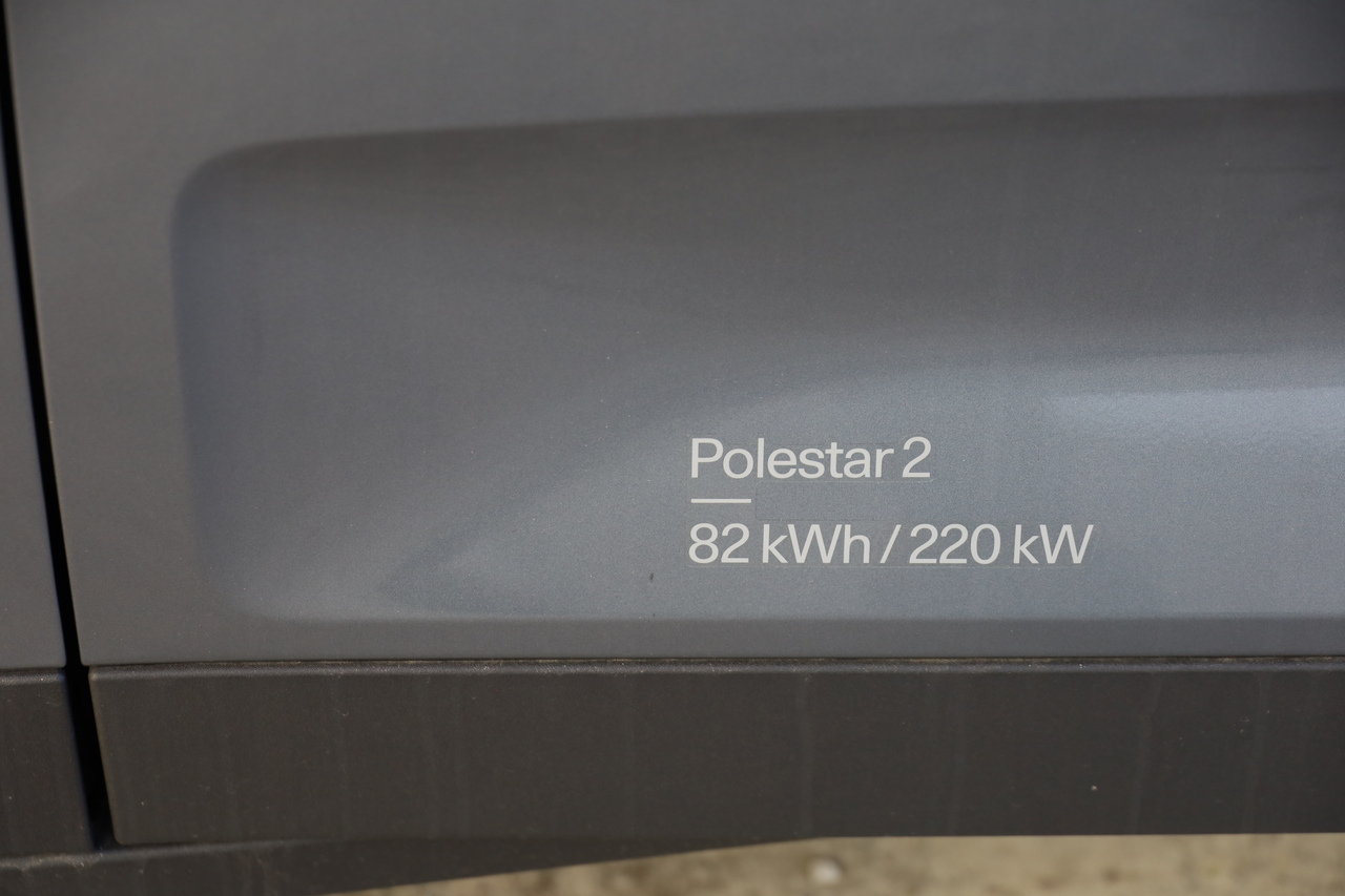 Polestar 2 Single Motor Long Range c/ Plus, Pilot e Climate