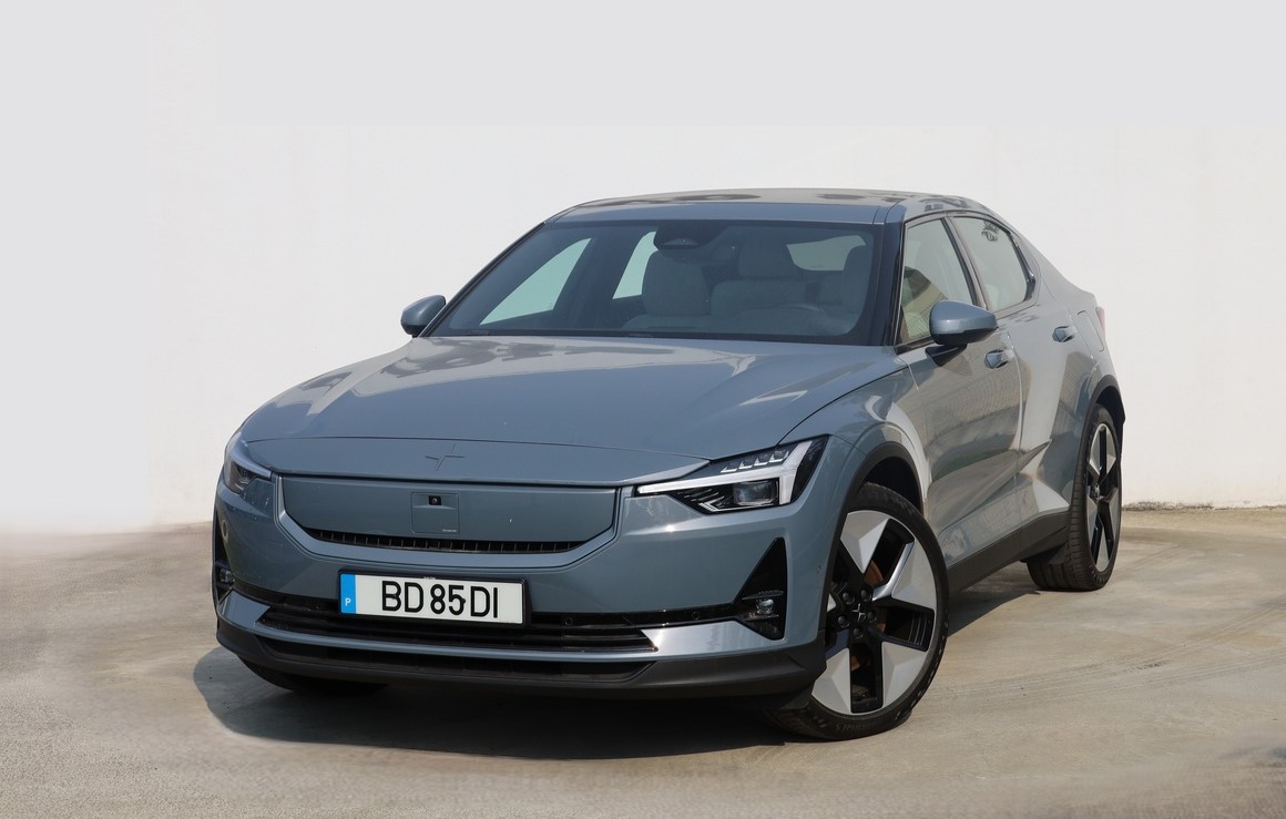 Polestar 2 Single Motor Long Range MY24 82kW Pack Plus + Pilot