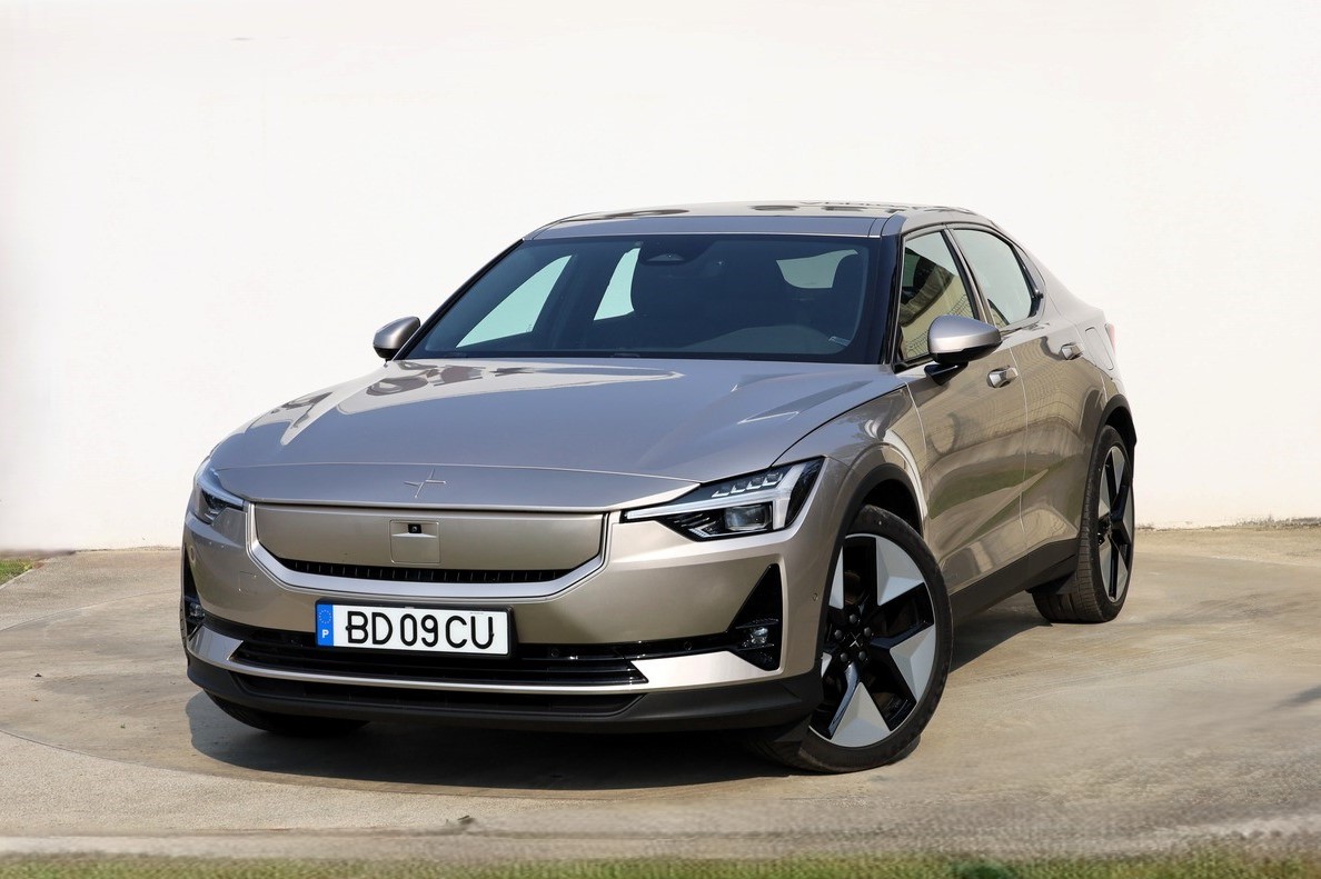 Polestar 2 Single Motor Long Range MY24 82kW Pack Plus + Pilot