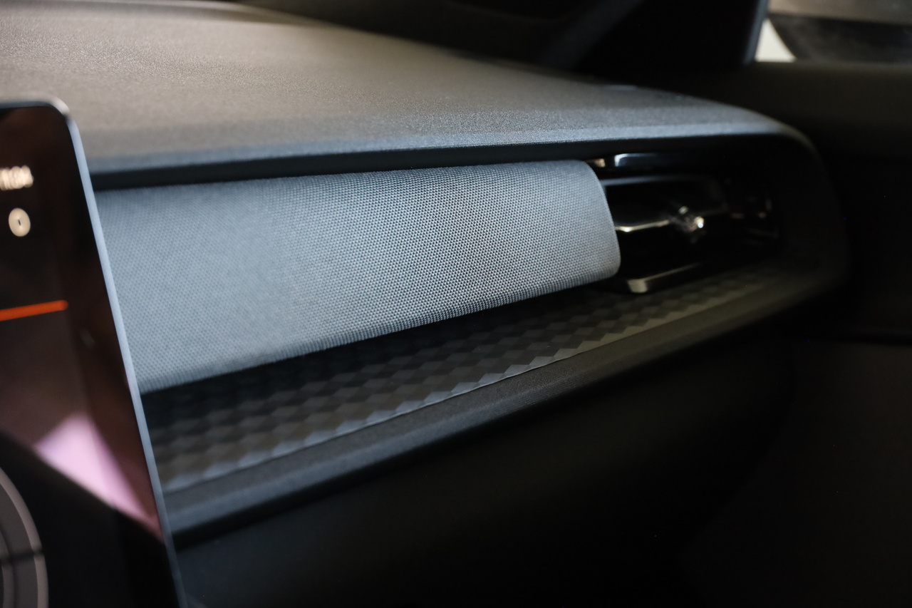 Polestar 2 Single Motor Long Range Pilot Lite