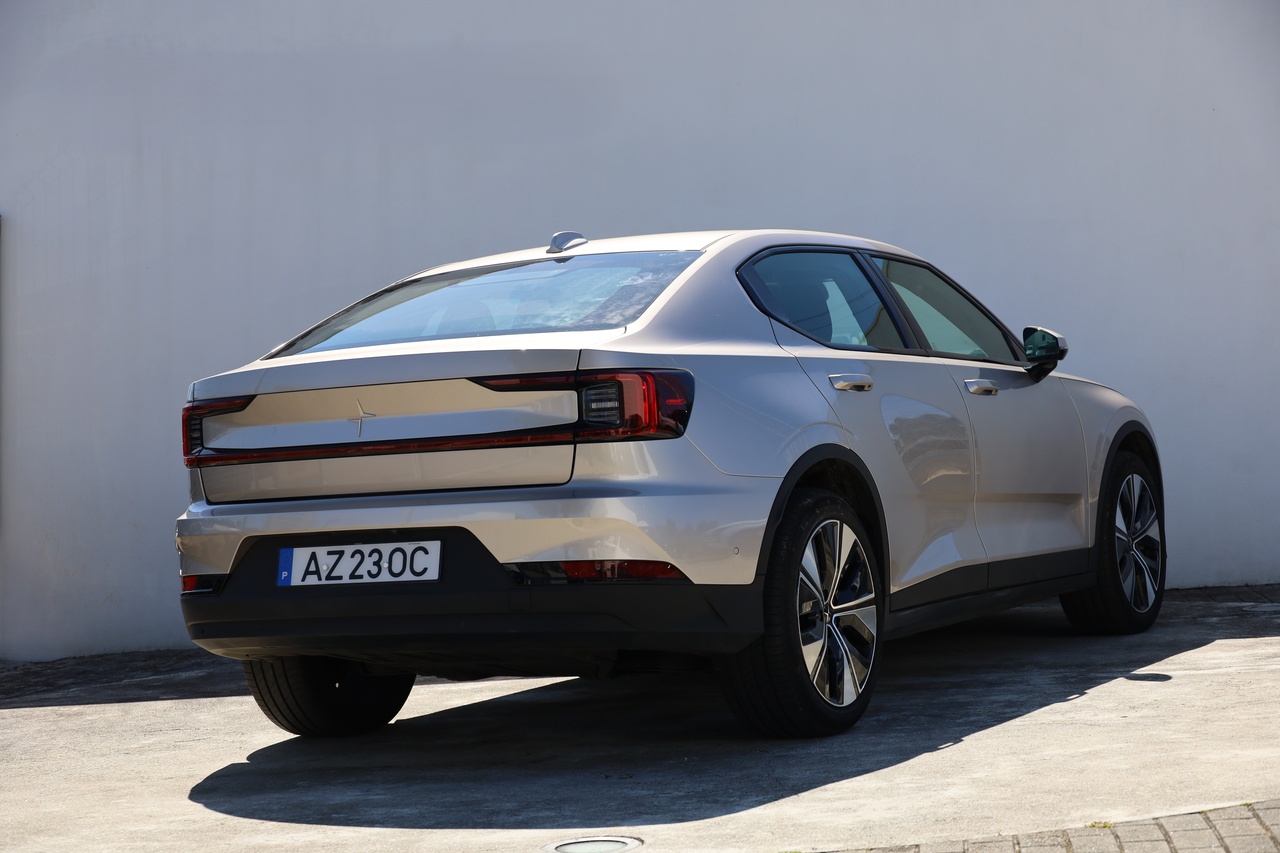 Polestar 2 Single Motor Long Range Pilot Lite