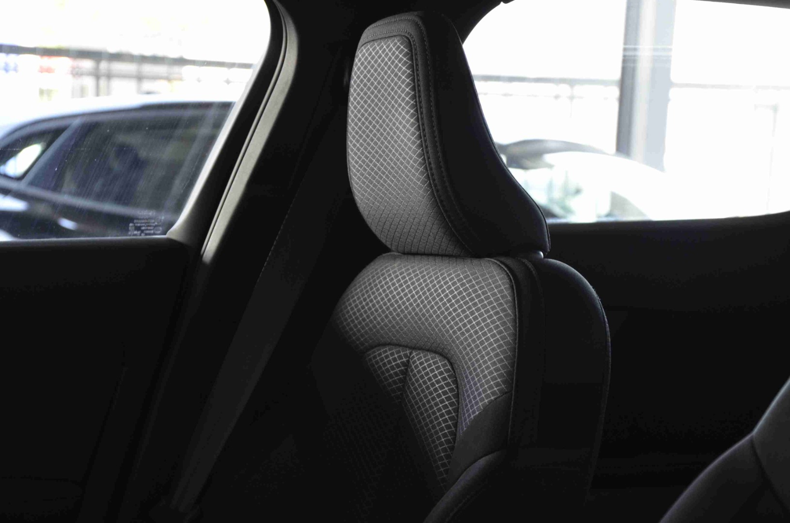 Polestar 2 Single Motor Long Range Pilot Lite 