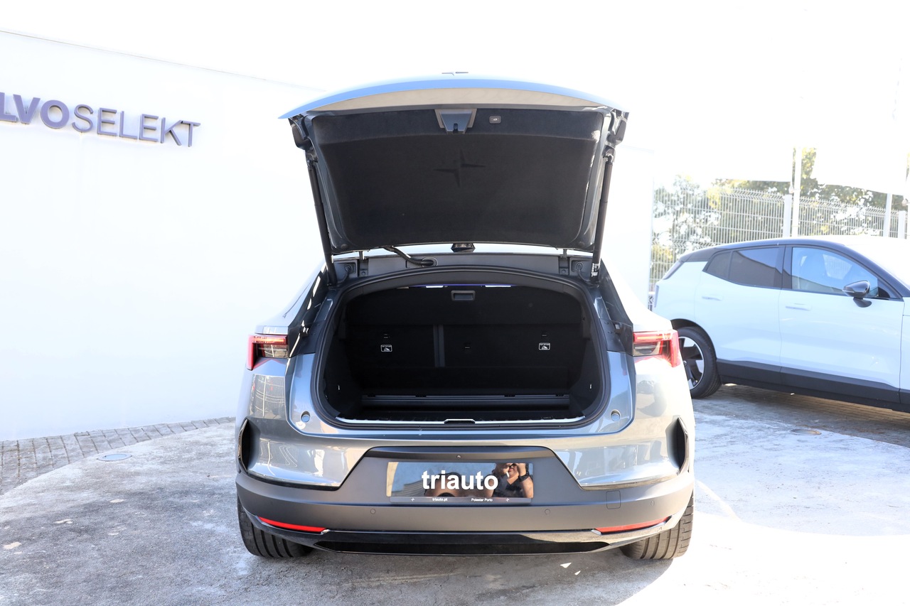 PS4 Dual Motor Long Range 544cv 100kw C/ Performance +Plus+Pilot+Vidros escuros+Pixel LED