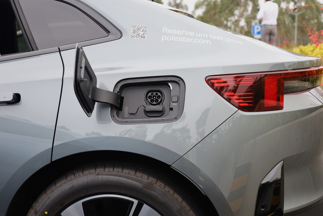 PS4 Single Motor Long Range Pilot + Plus + Vidros