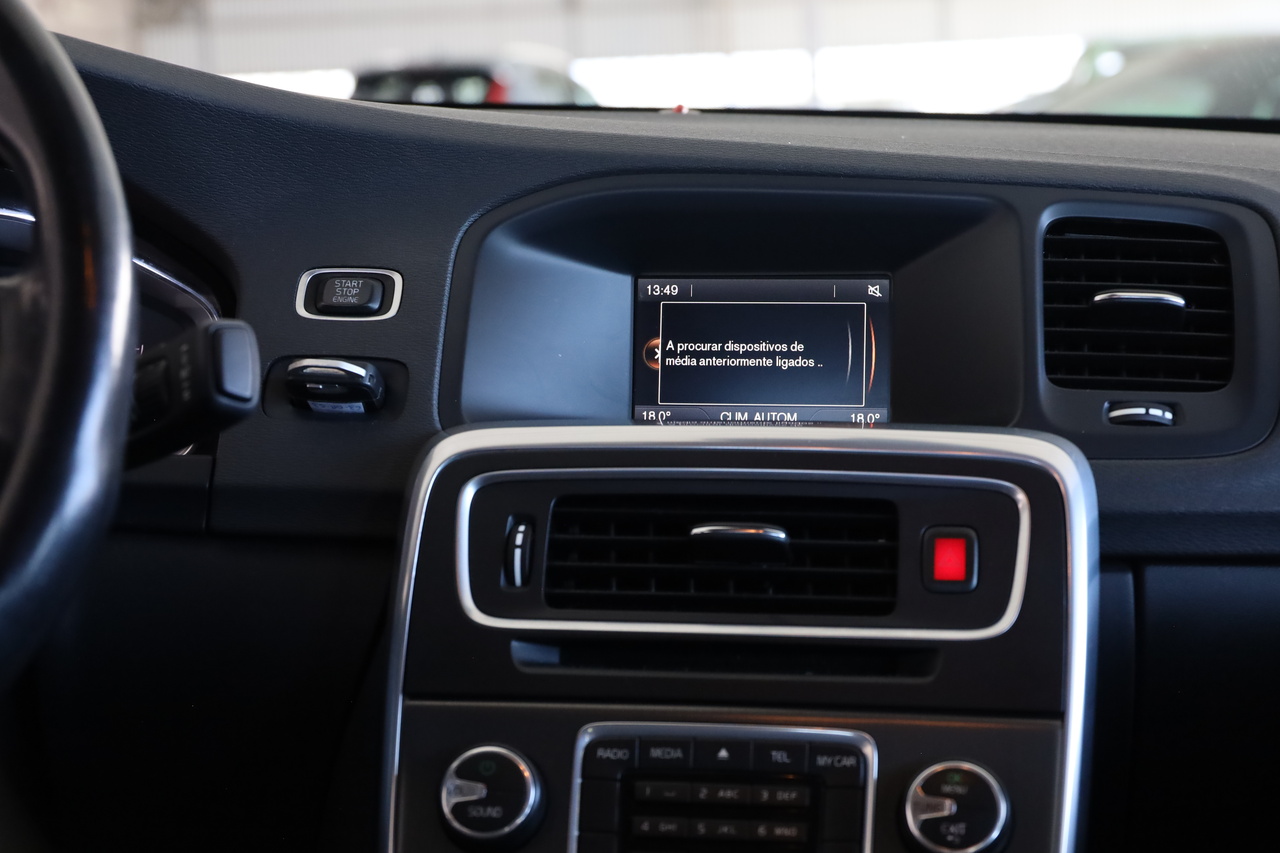 S60 D4 Momentum