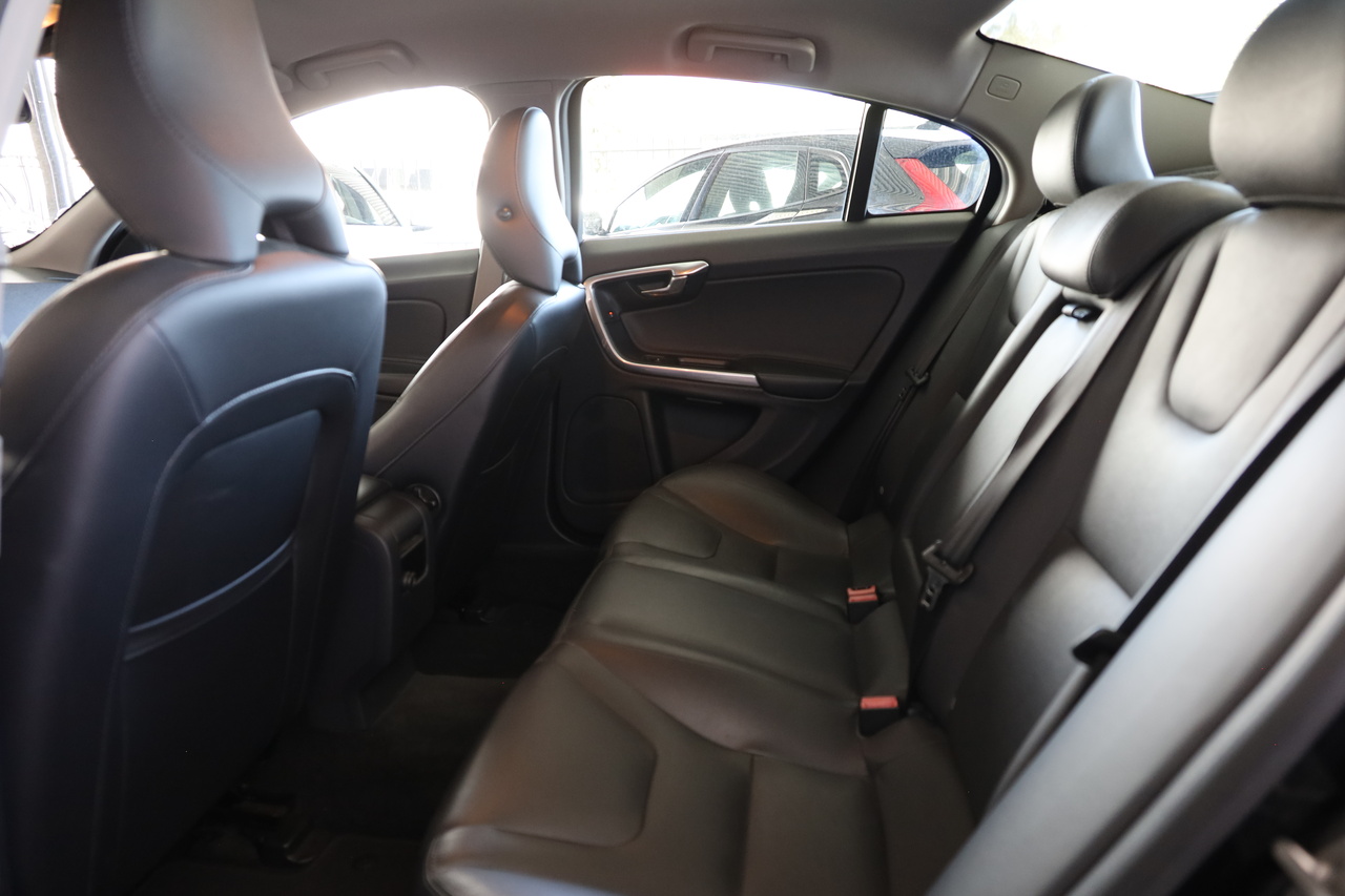 S60 D4 Momentum