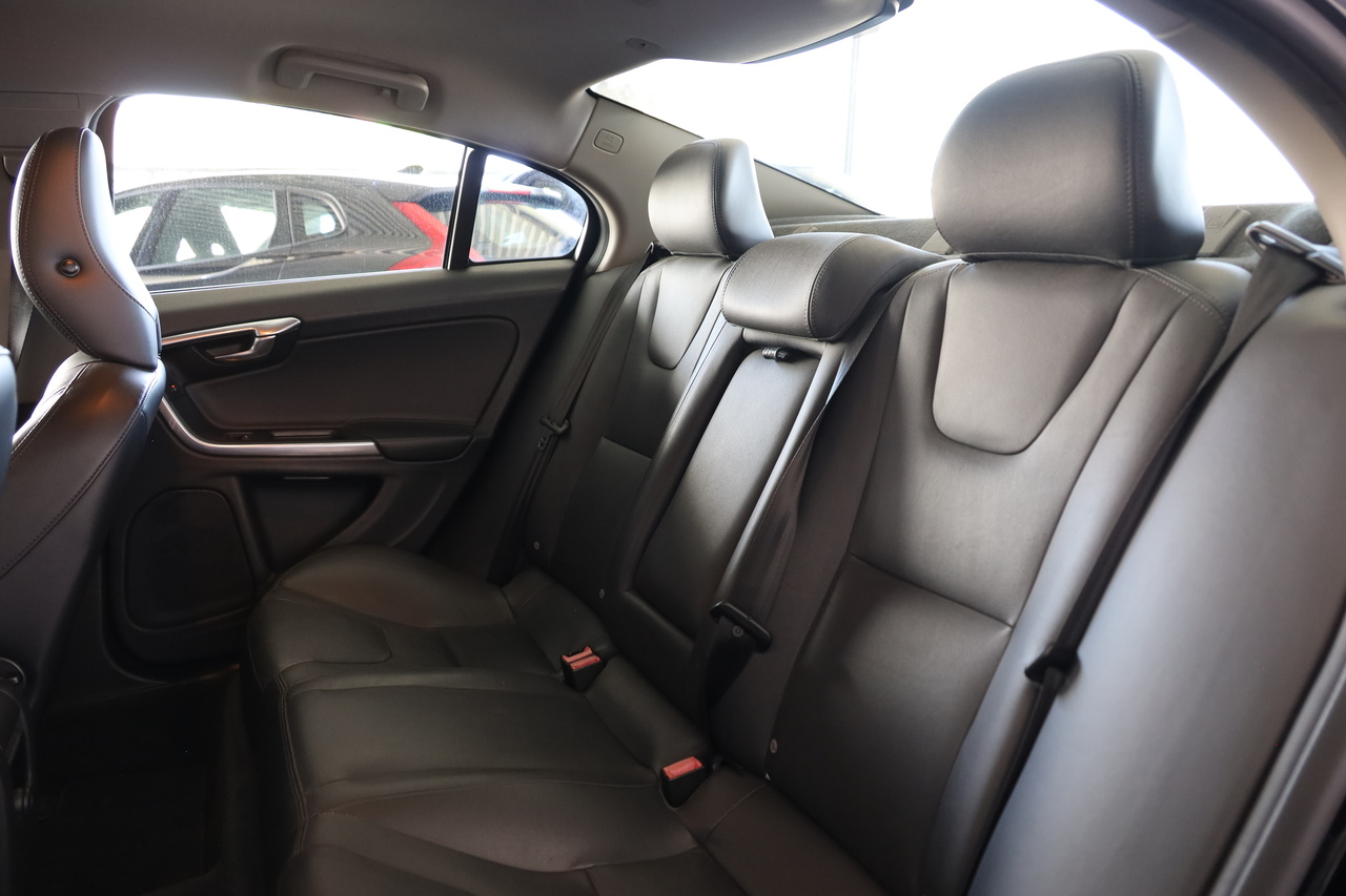 S60 D4 Momentum