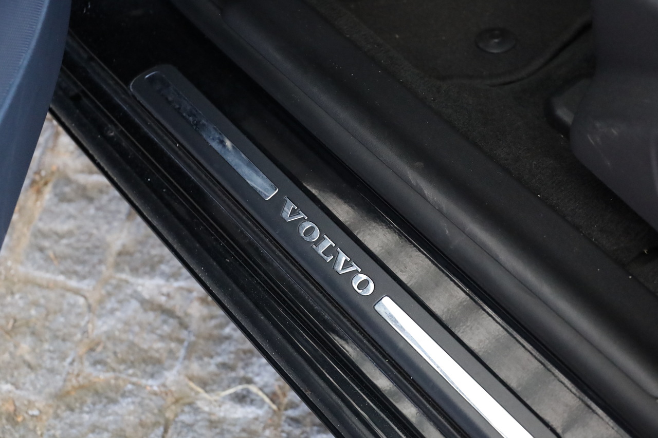 S60 D4 Momentum