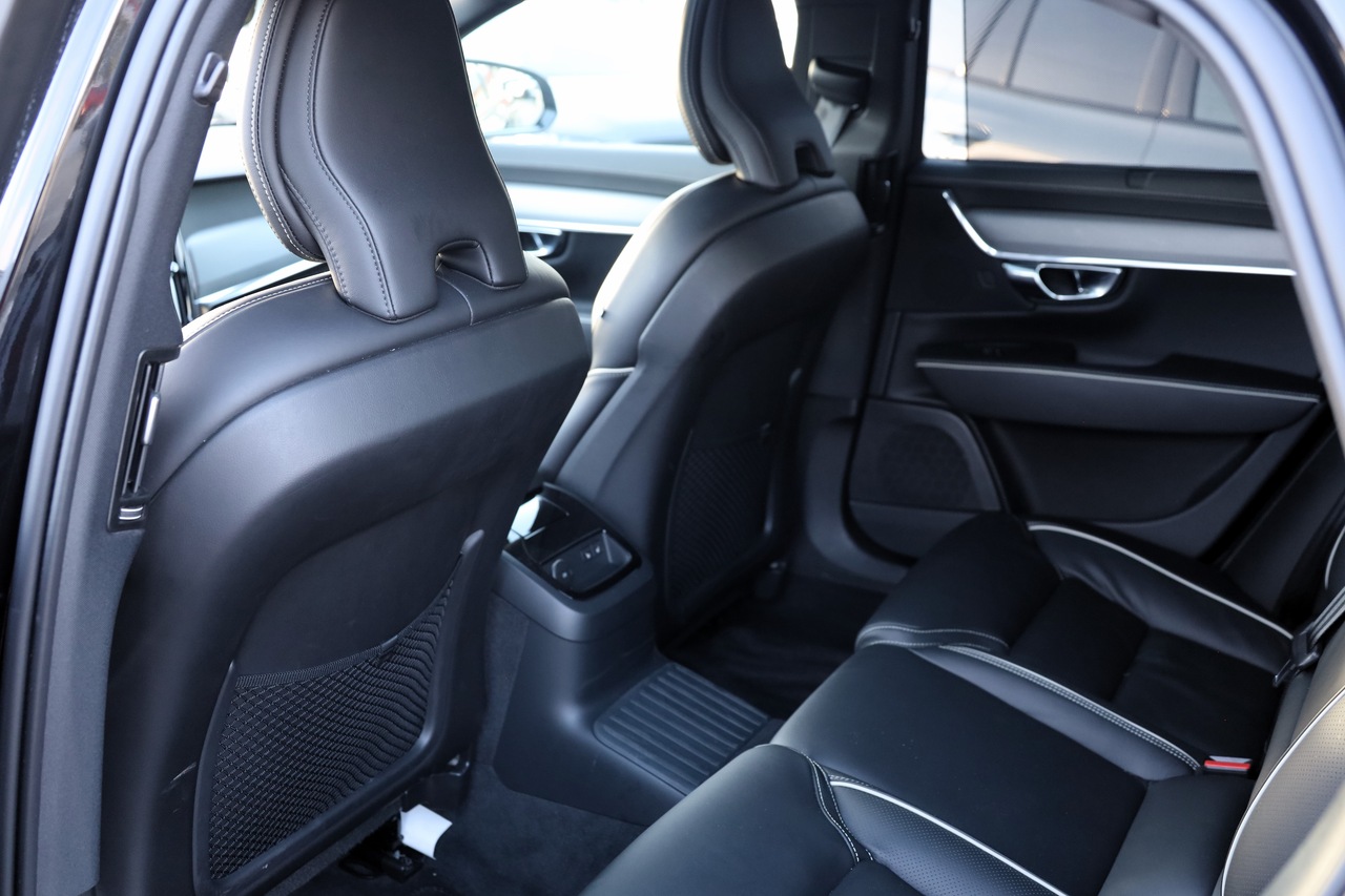 S90 T8 Hibrido Plug-in Ultimate Dark