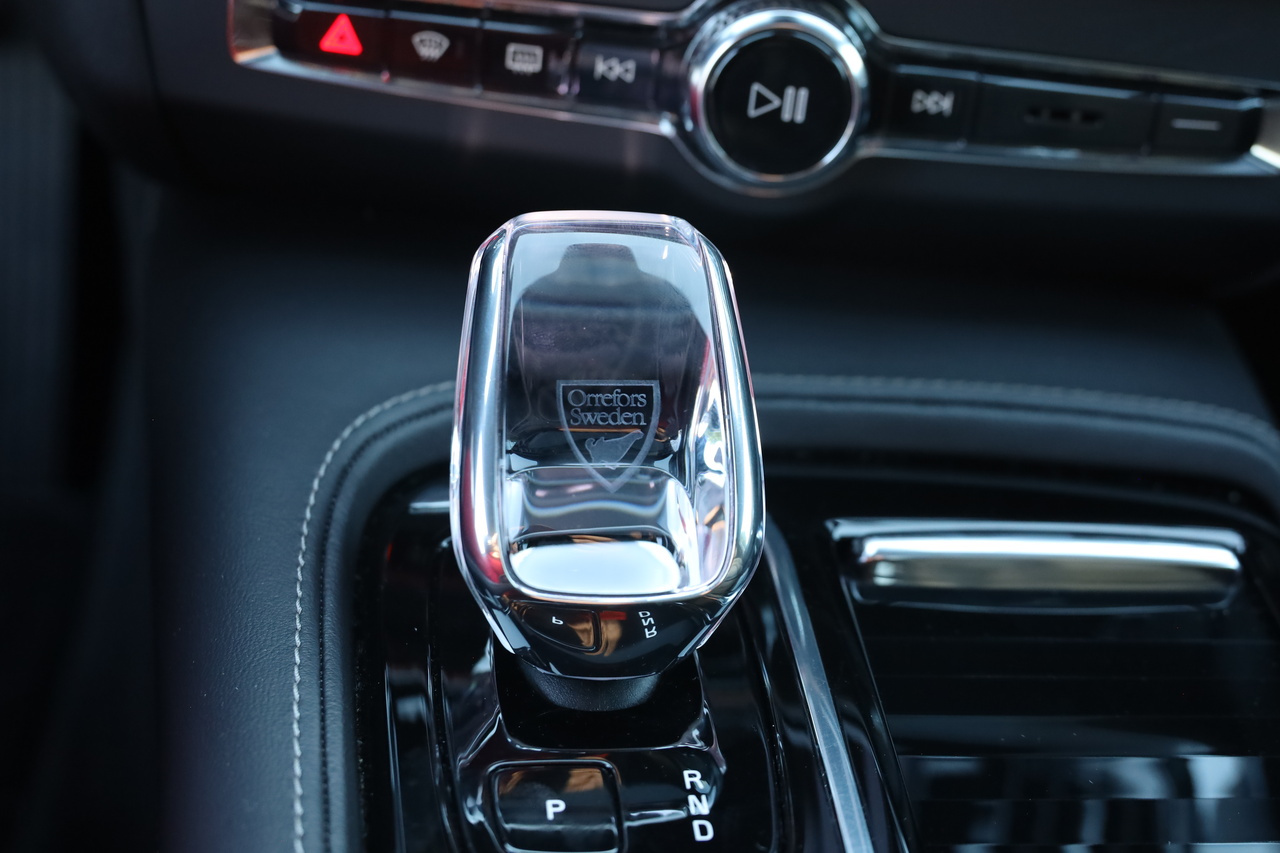 S90 T8 Hibrido Plug-in Ultimate Dark