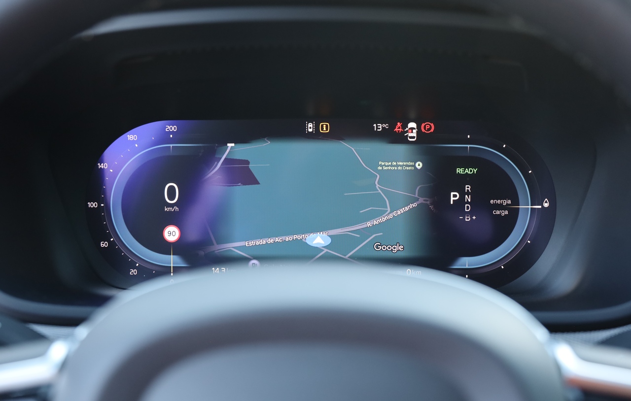 S90 T8 Hibrido Plug-in Ultimate Dark