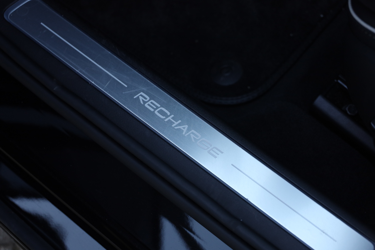 S90 T8 Hibrido Plug-in Ultimate Dark