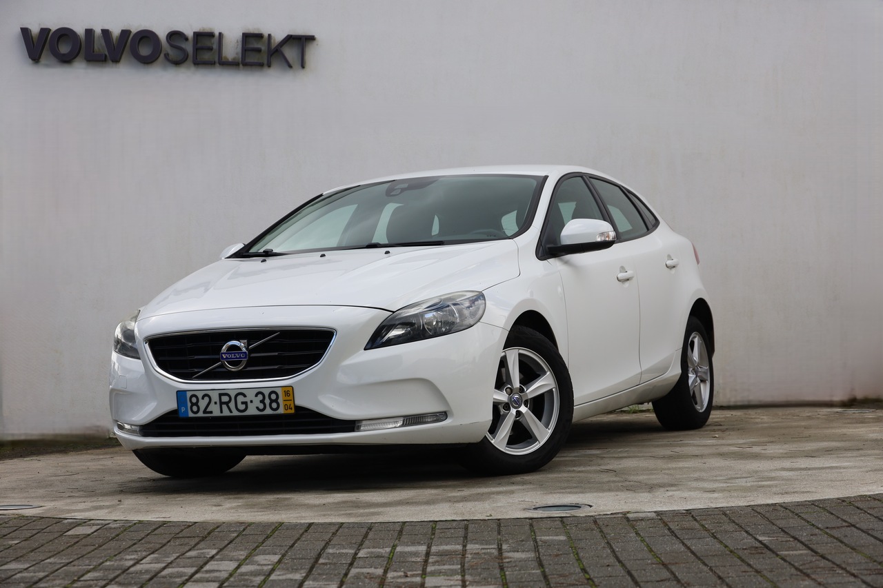 V40 D2 Kinetic