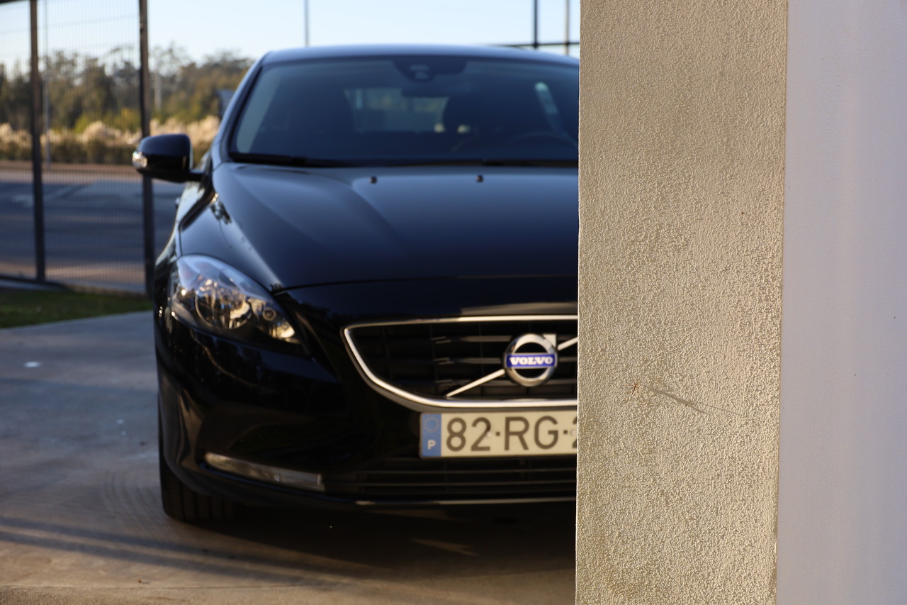 V40 D2 Kinetic