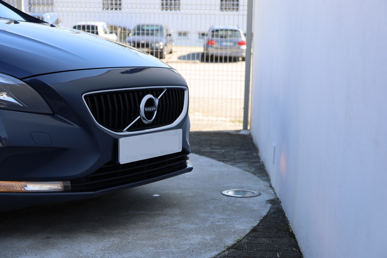 V40 D2 Kinetic 