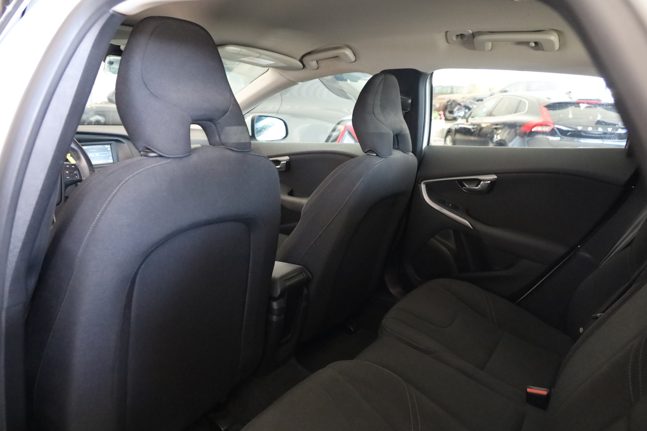 V40 D2 Kinetic