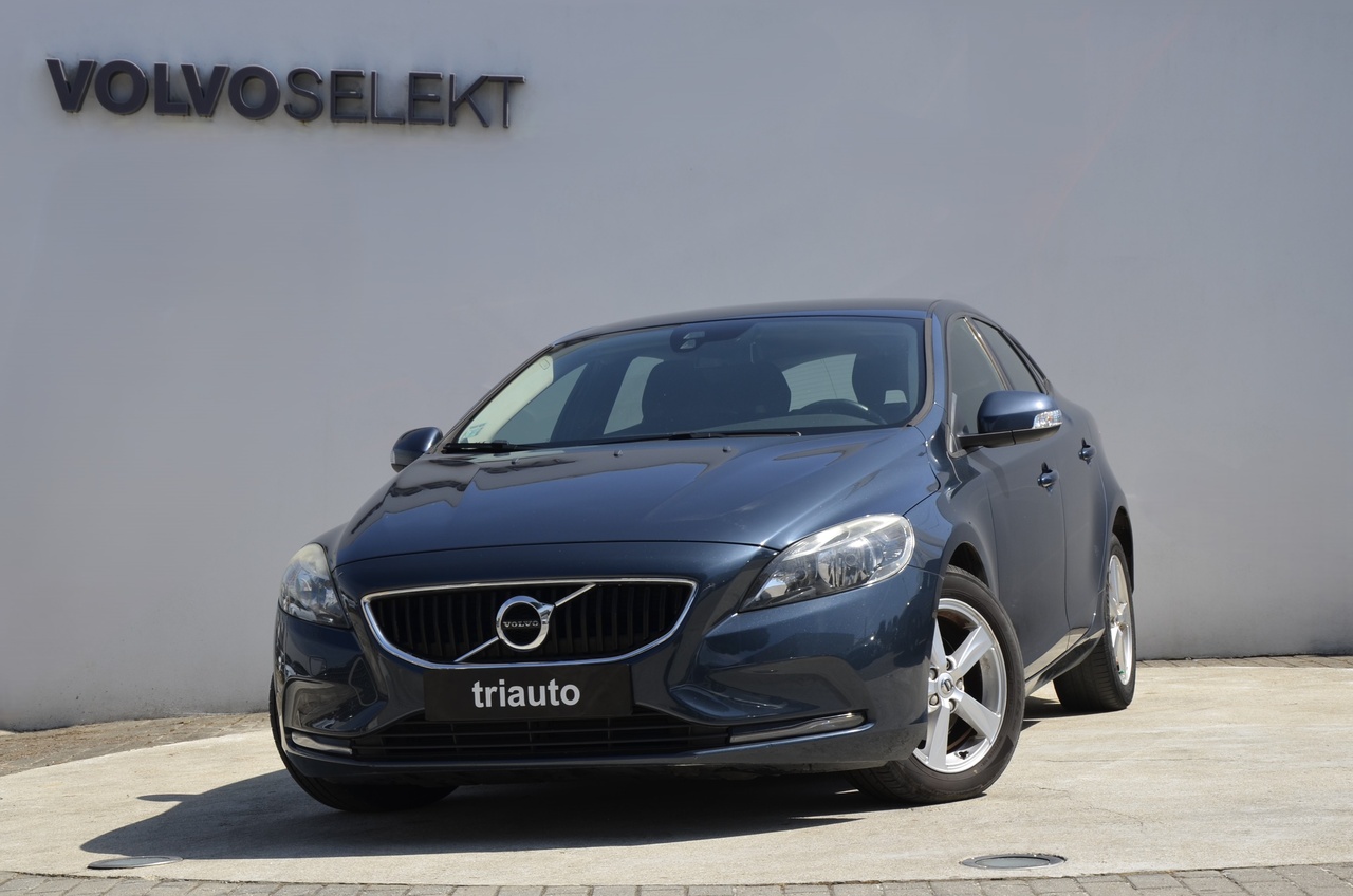 V40 D2 Kinetic
