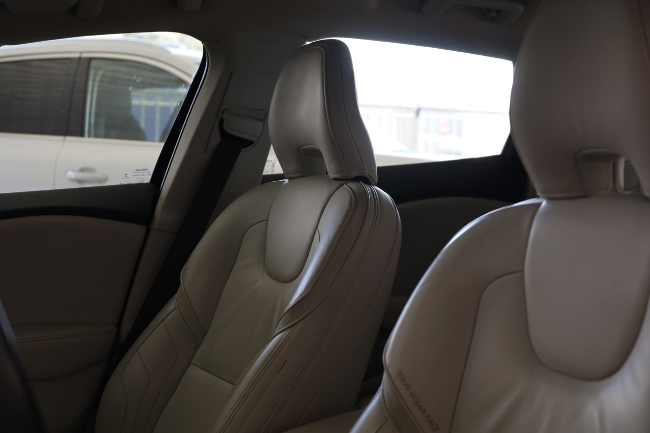 V40 D2 VOR
